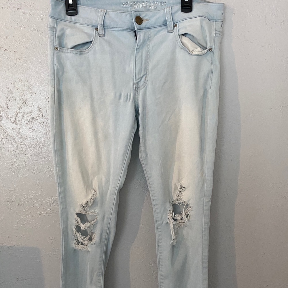 American eagle ripped jeans